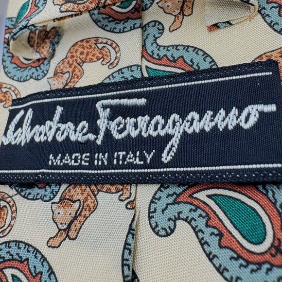 Salvatore Ferragamo Neck Tie Yellow Green Paisley Cheetah Print 100% Silk - Picture 3 of 7